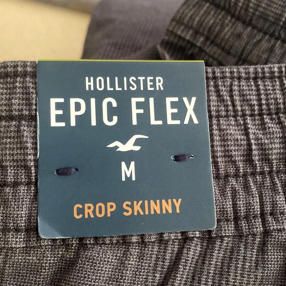 Hollister epic flex size M Crop skinny. - Picture 5 of 5